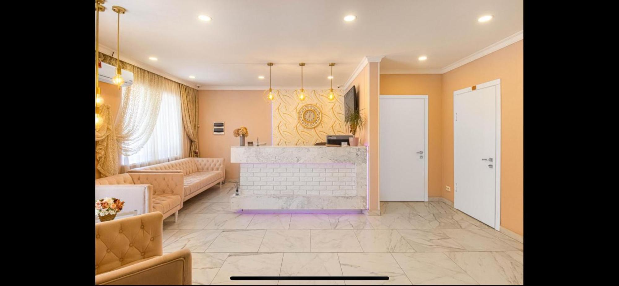 Embrace Hotel Truskavets Luaran gambar
